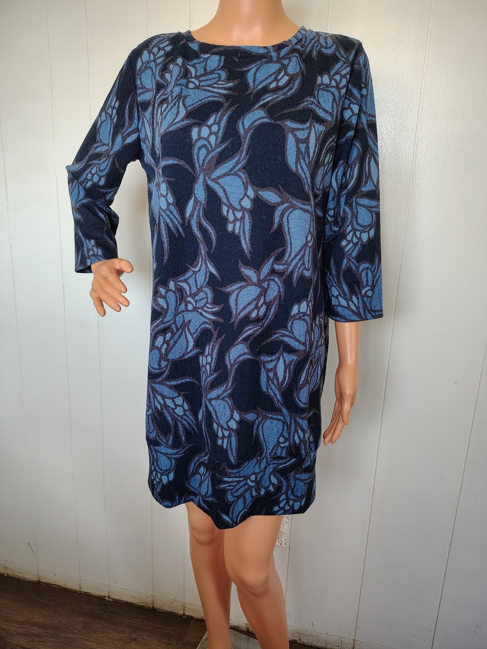 h&m blue dress mini | Dresses | Hm And Navy Size Xl Shoe Size:6.5 and a drawstring threaded model_sep21_jen Jovani D5082 - V-Neck